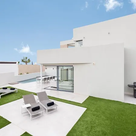 Karat Neveda Villa *