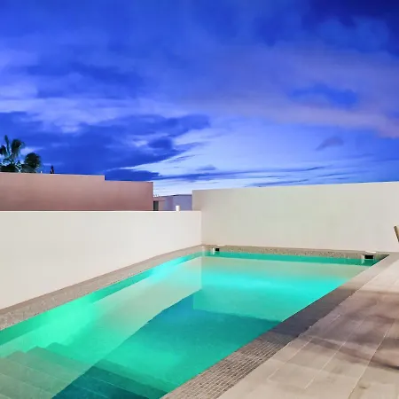 Karat Neveda Vila Costa Adeje (Tenerife)